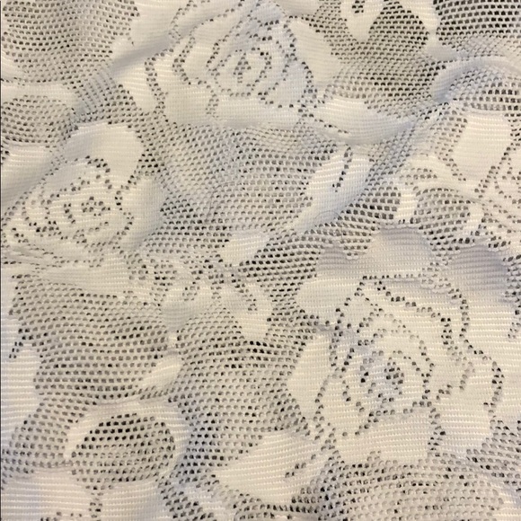 Fabletics lace racer back tank - Picture 2 of 3